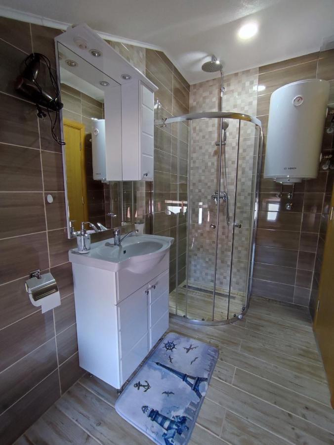 Apartman Toni Gračac Dış mekan fotoğraf